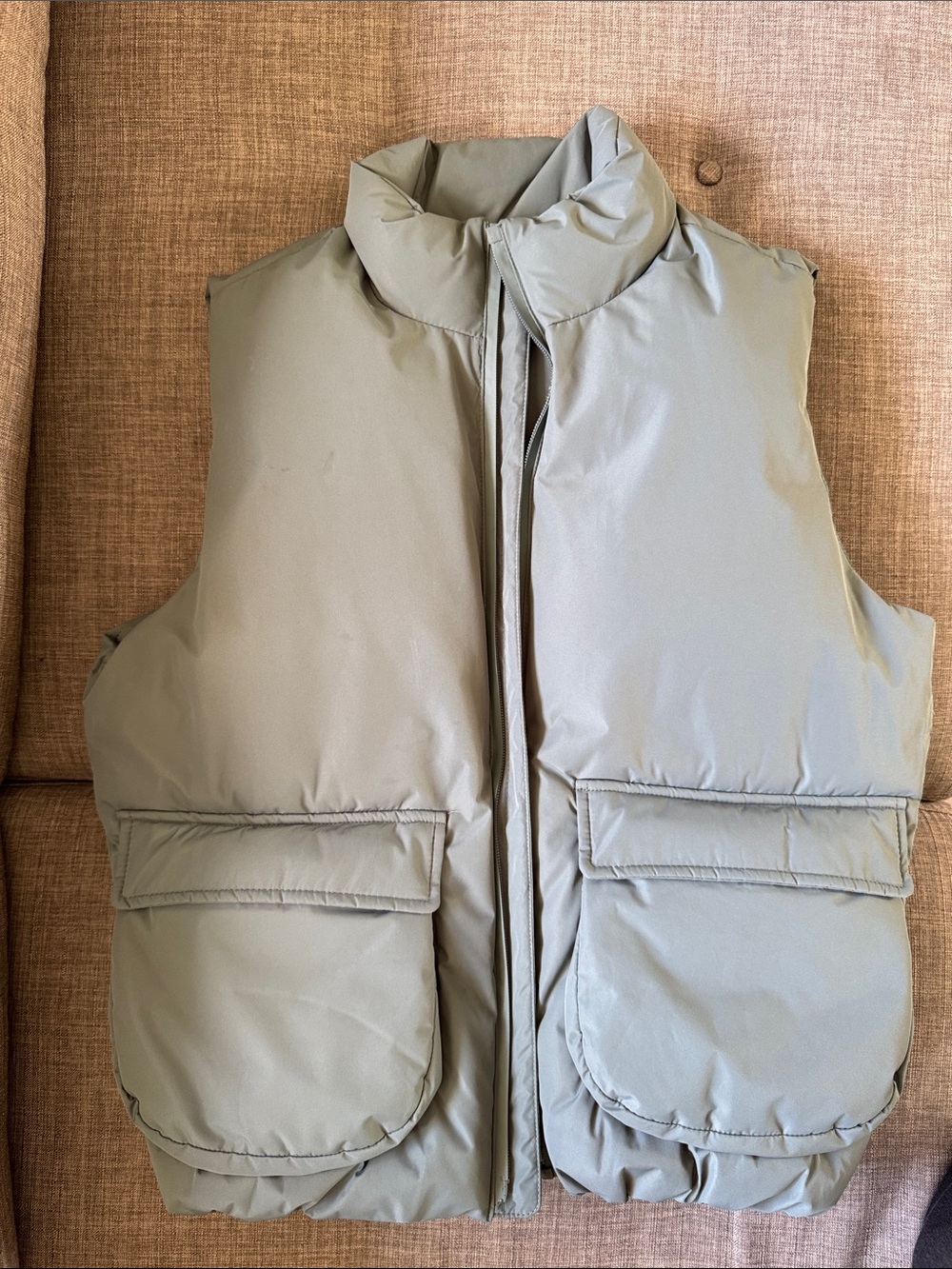 Zara Kids Puffer Vest in Olive